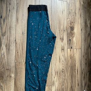 Women’s Nike Pro Starry Night leggings